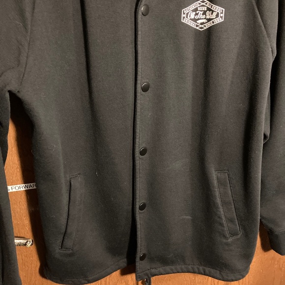 Vans Button Up Jacket! π - Picture 5 of 7